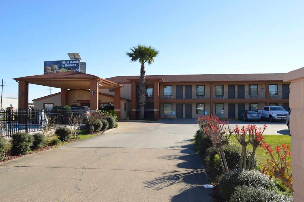 Econo Lodge Lake Charles University Area Extérieur photo
