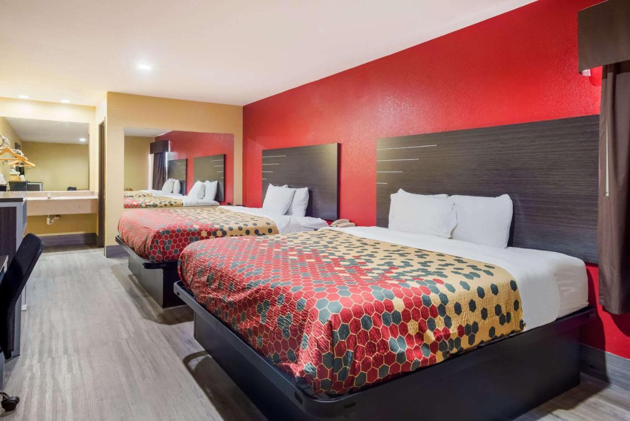 Econo Lodge Lake Charles University Area Extérieur photo