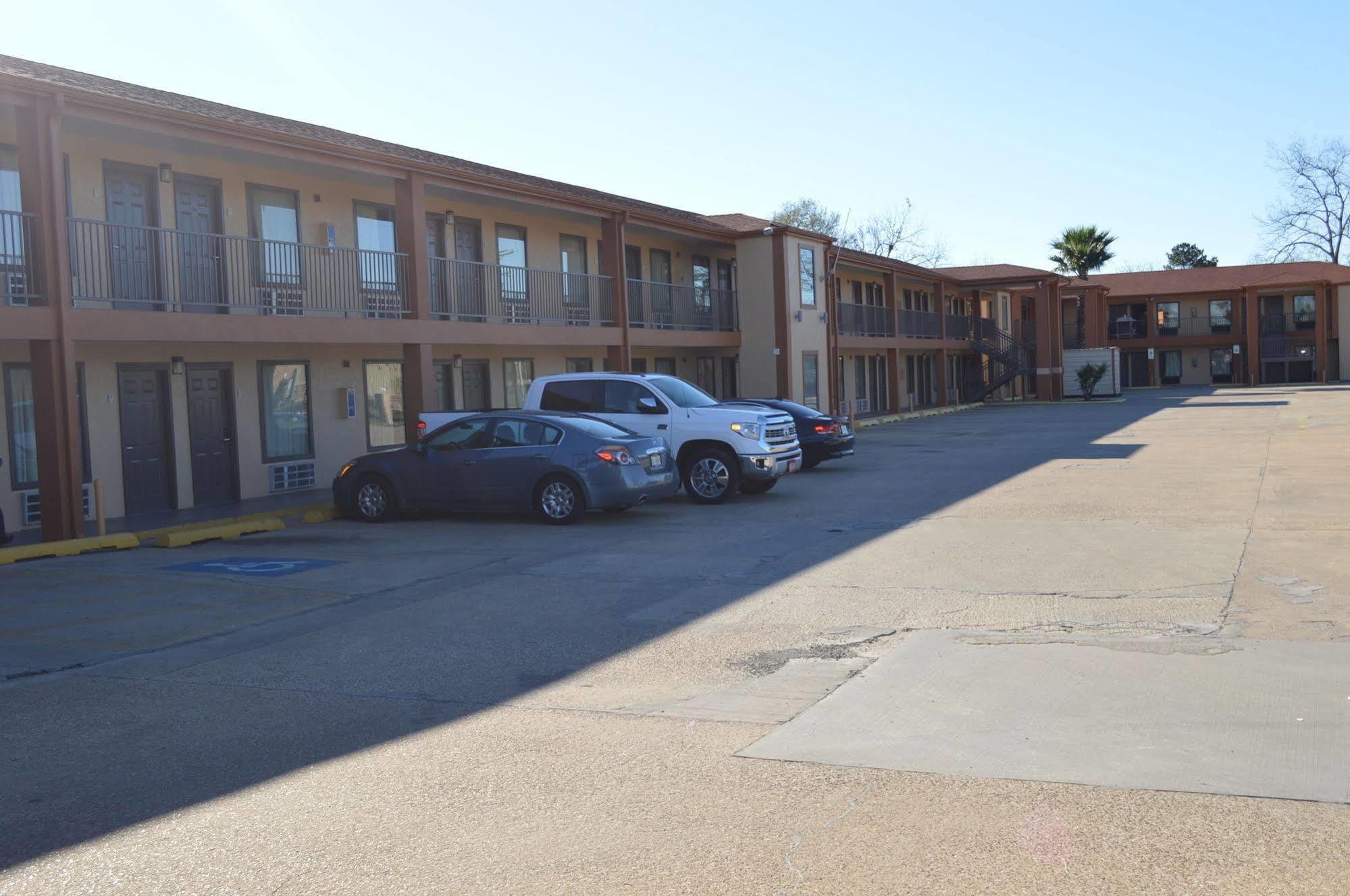 Econo Lodge Lake Charles University Area Extérieur photo
