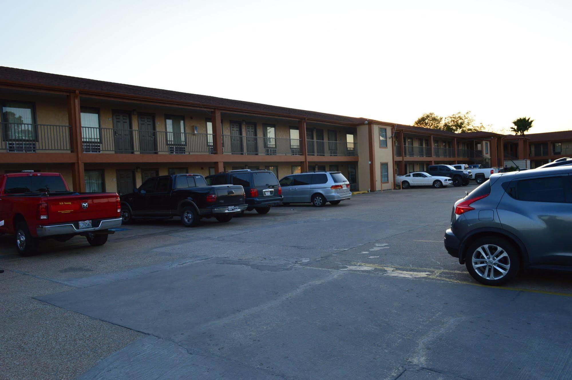 Econo Lodge Lake Charles University Area Extérieur photo