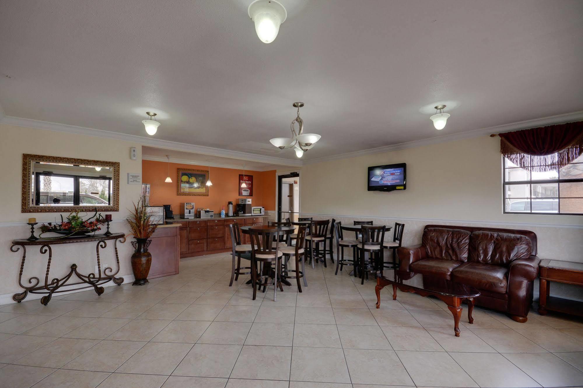 Econo Lodge Lake Charles University Area Extérieur photo